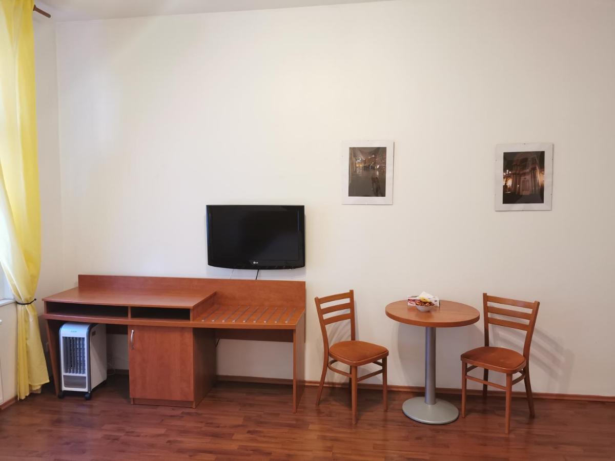 Hotel apartamentowy Amandment 3*